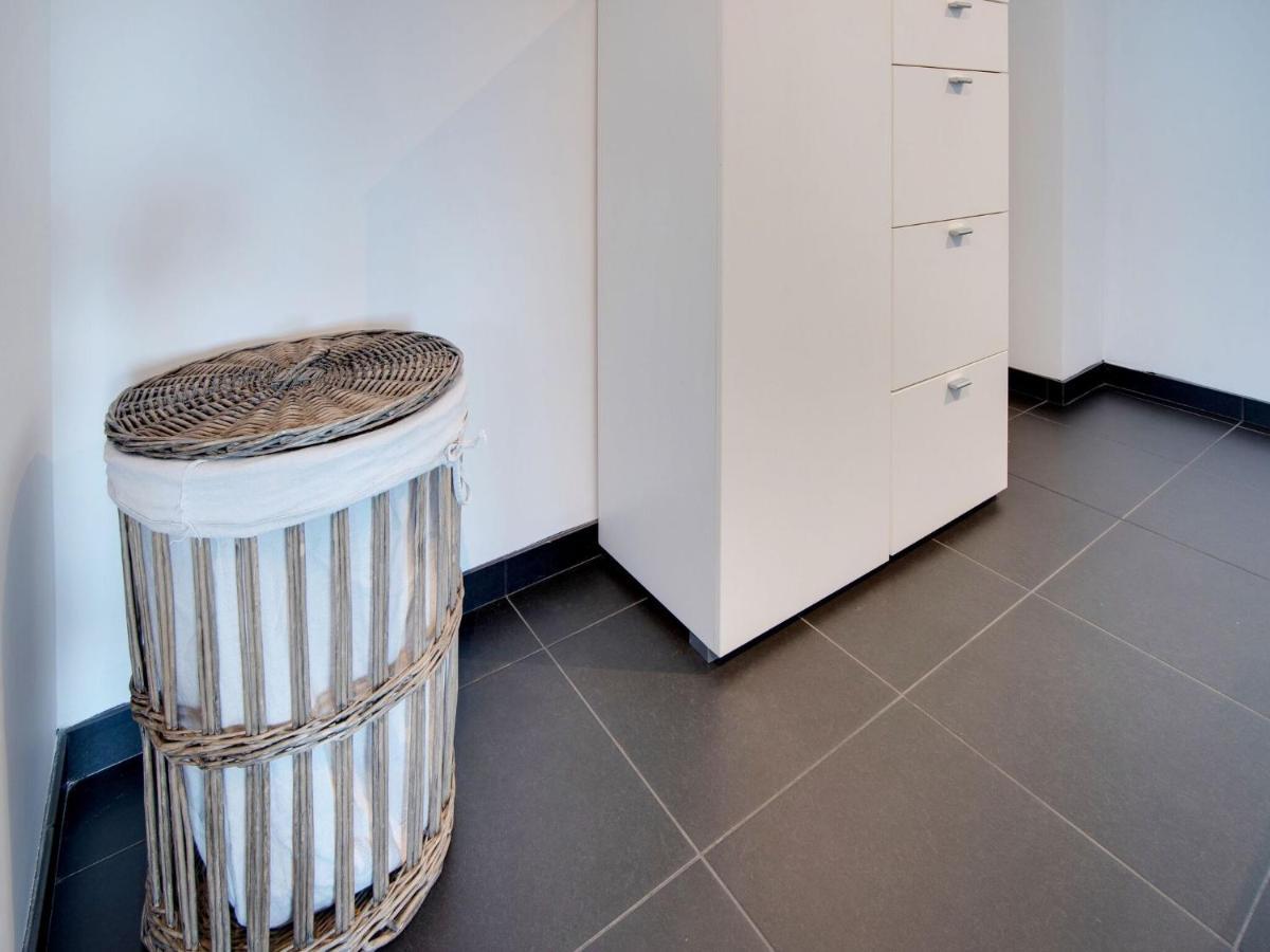 Modern Holiday Home In De Haan With Garden エクステリア 写真