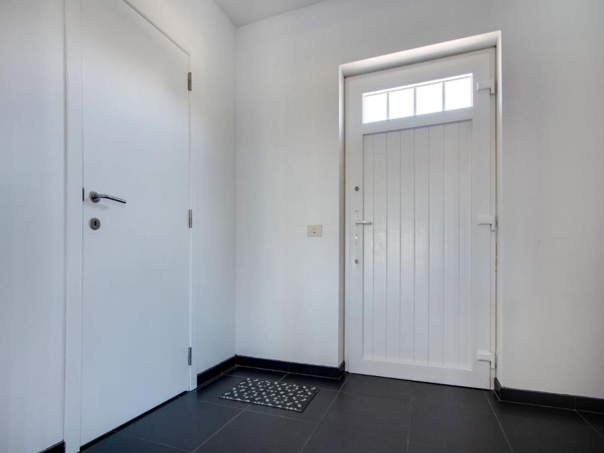 Modern Holiday Home In De Haan With Garden エクステリア 写真