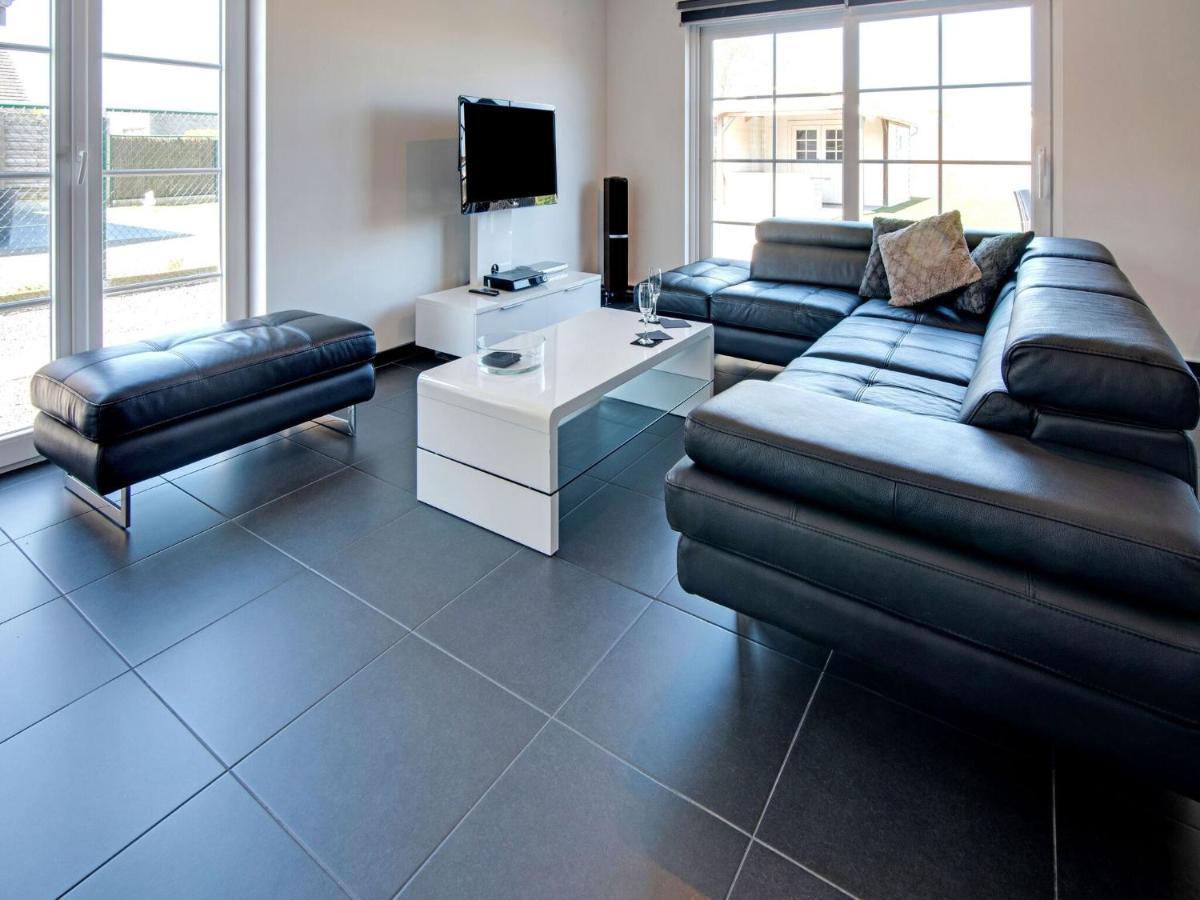 Modern Holiday Home In De Haan With Garden エクステリア 写真