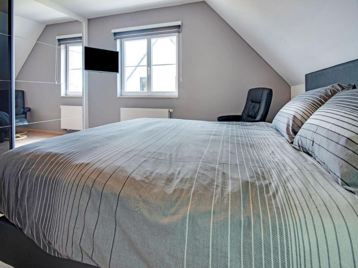 Modern Holiday Home In De Haan With Garden エクステリア 写真